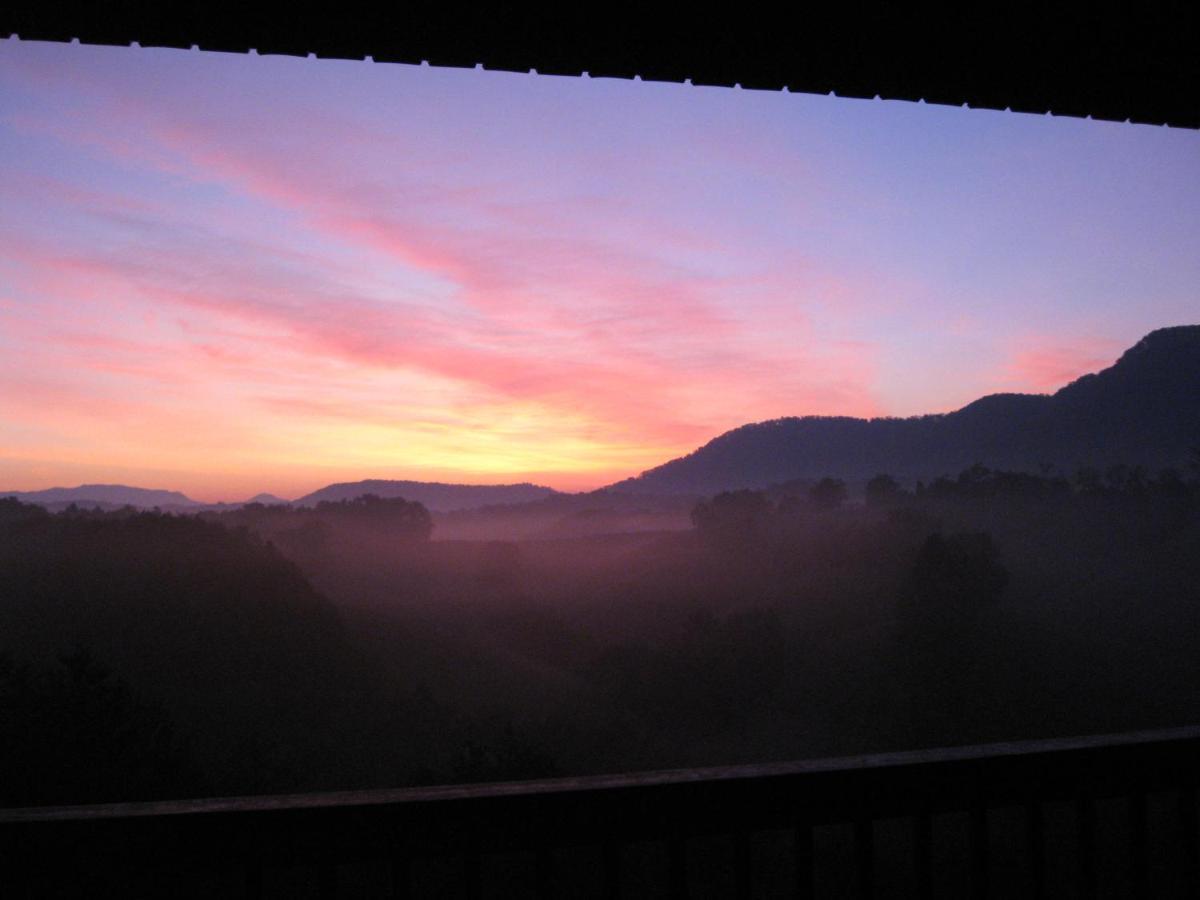 Berry Springs Lodge Sevierville Dış mekan fotoğraf