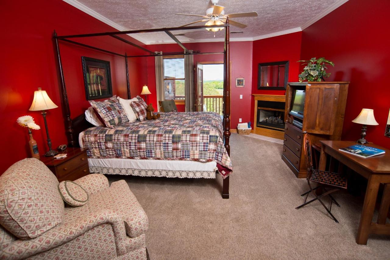 Berry Springs Lodge Sevierville Oda fotoğraf