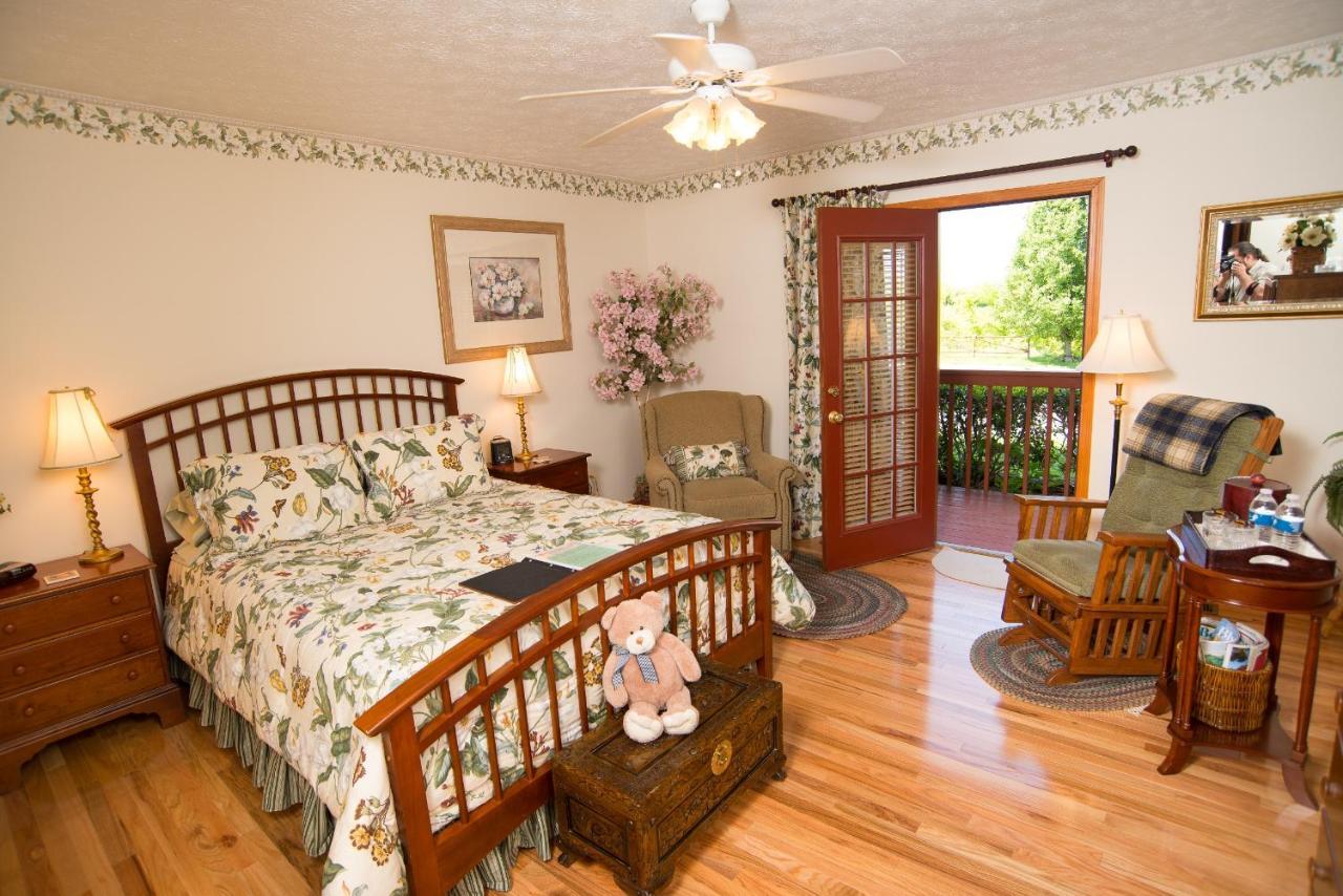 Berry Springs Lodge Sevierville Oda fotoğraf